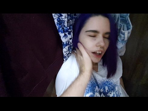 ❤️ माझ्या बहिणीला कोठडीत सापडले आणि तिला मदत केली ❌ अश्लील mr.sexeey.ru ☑